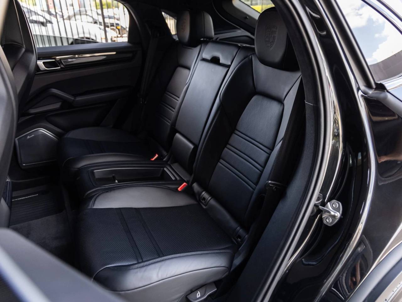 2023 Porsche Cayenne Cayenne Turbo GT