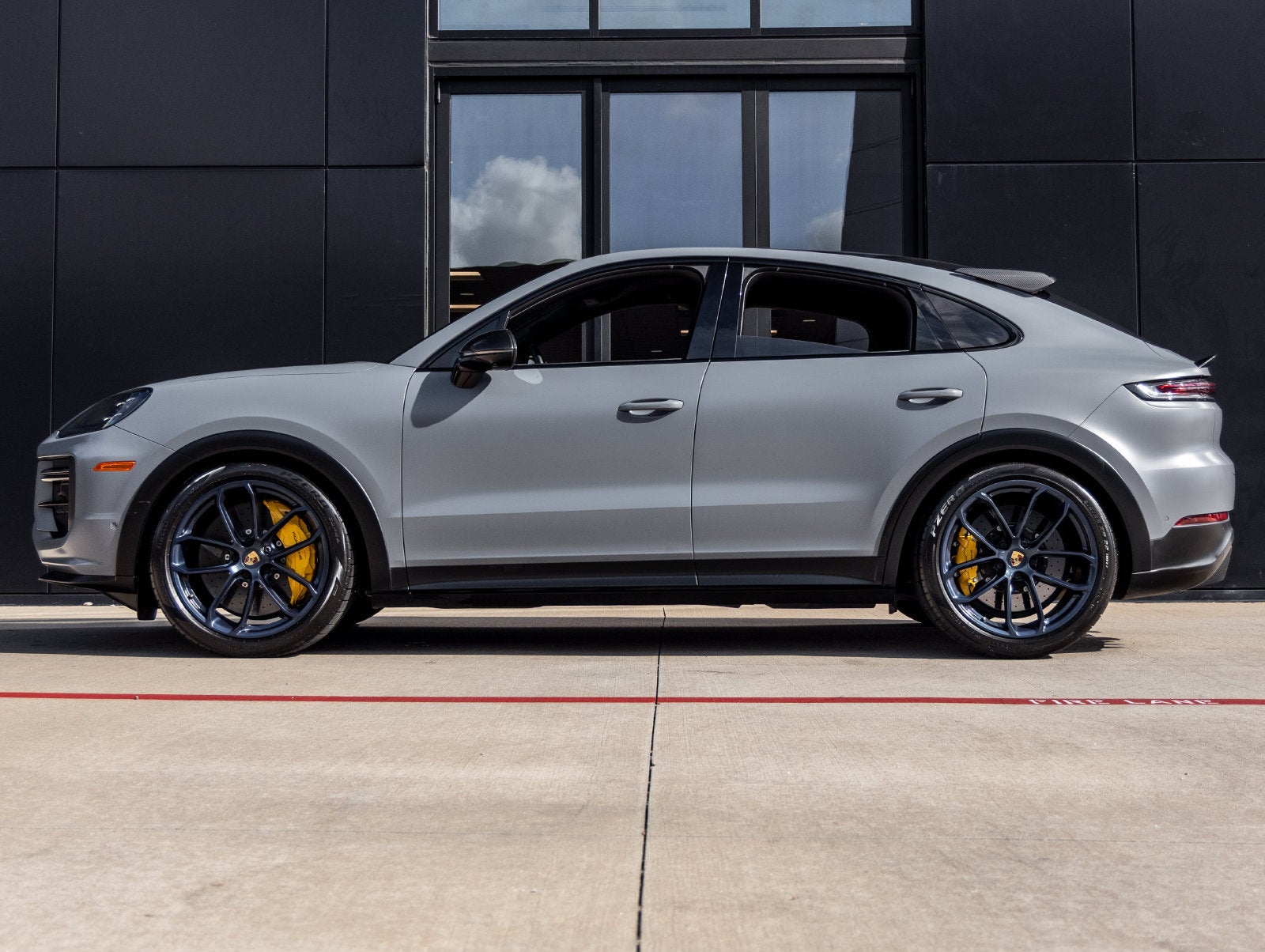 2024 Porsche Cayenne Cayenne Turbo GT