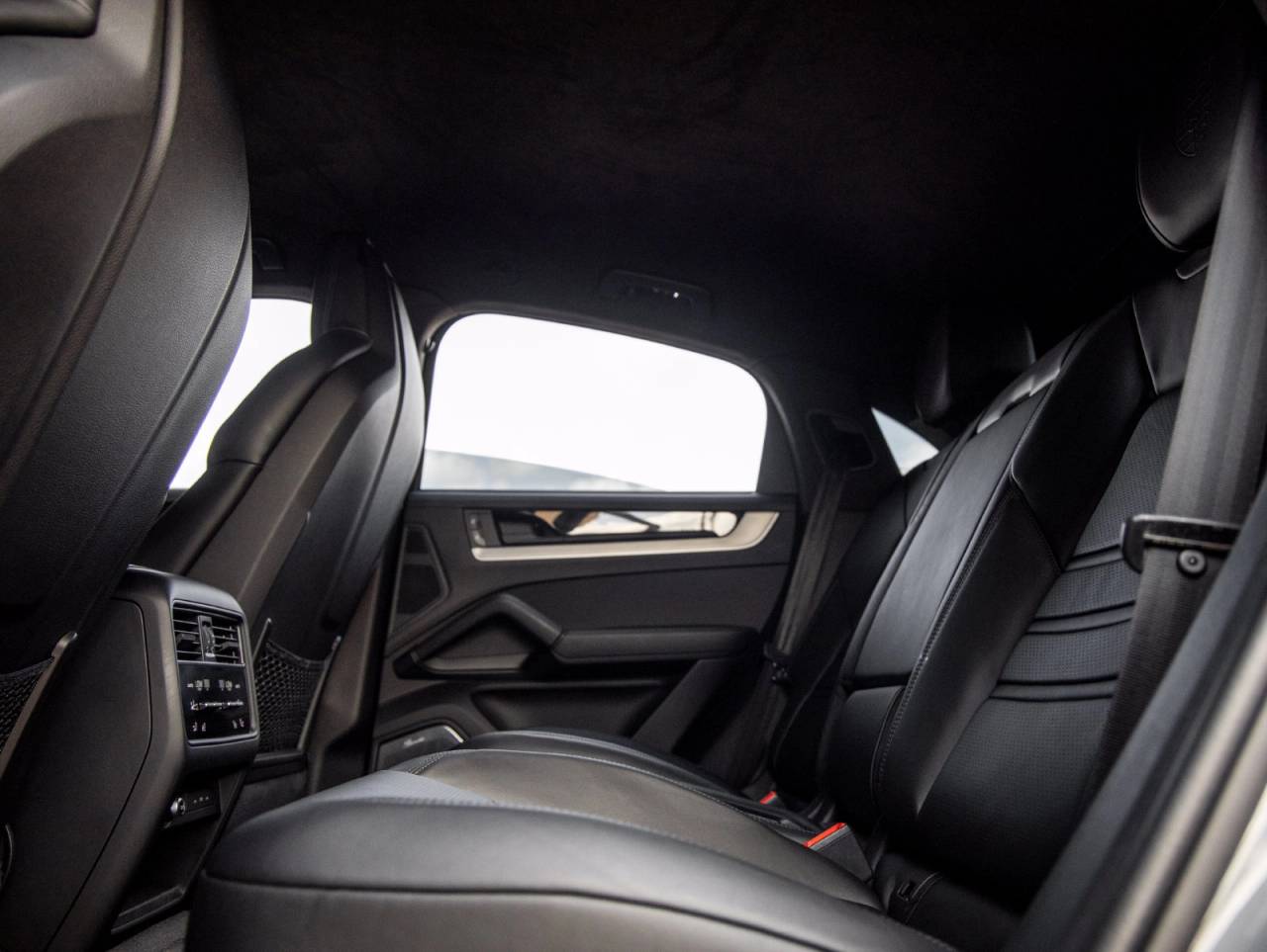 2024 Porsche Cayenne Cayenne Turbo GT