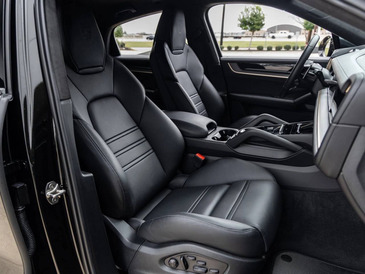 2024 Porsche Cayenne Coupe Cayenne Turbo GT