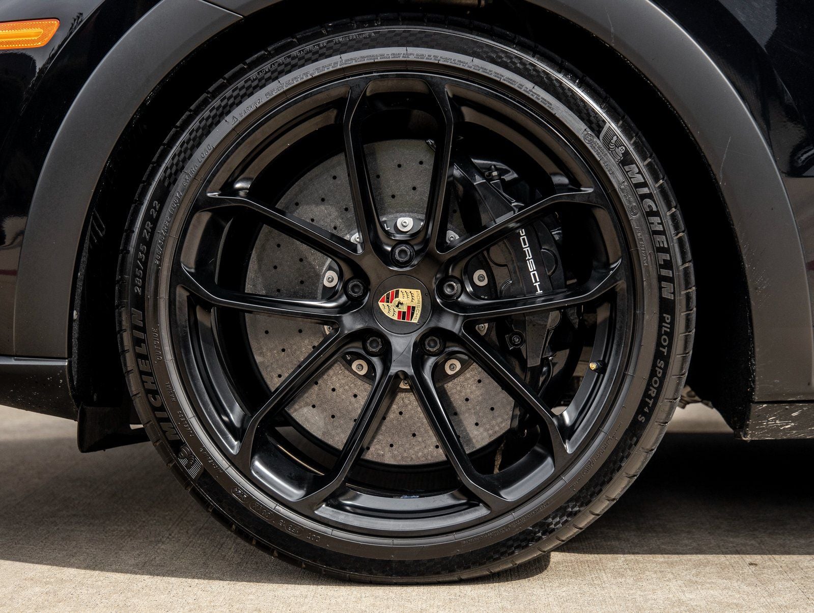 2022 Porsche Cayenne Coupe Cayenne Turbo GT (MY22)