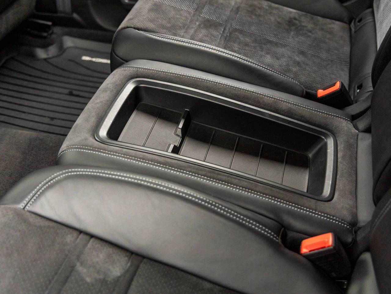 2022 Porsche Cayenne Coupe Cayenne Turbo GT (MY22)