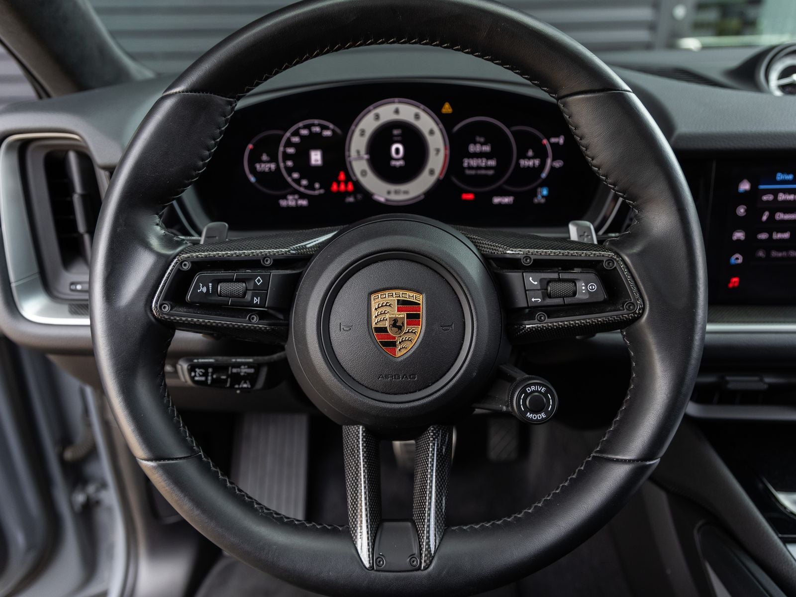 2024 Porsche Cayenne Coupe S