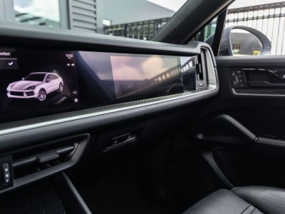 2024 Porsche Cayenne Coupe S
