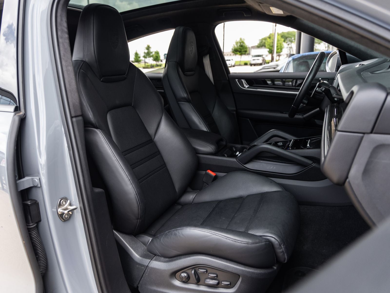 2024 Porsche Cayenne Coupe S