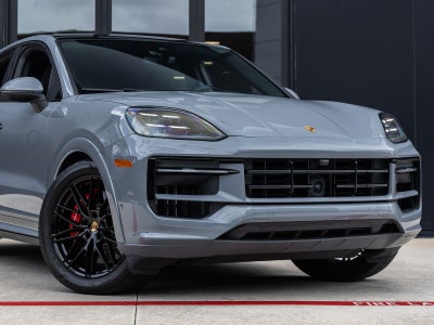 2024 Porsche Cayenne Coupe S