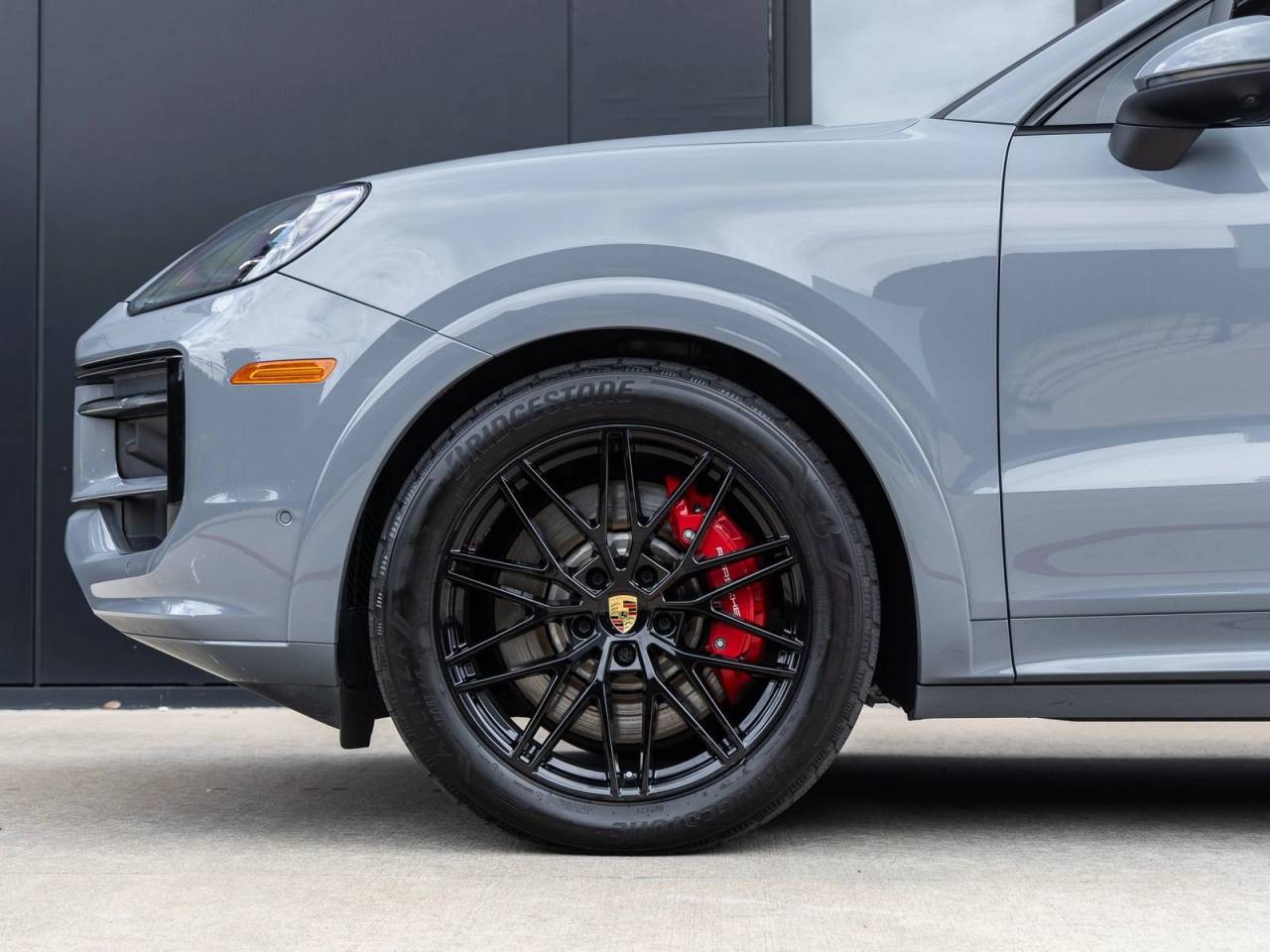 2024 Porsche Cayenne S Coupe