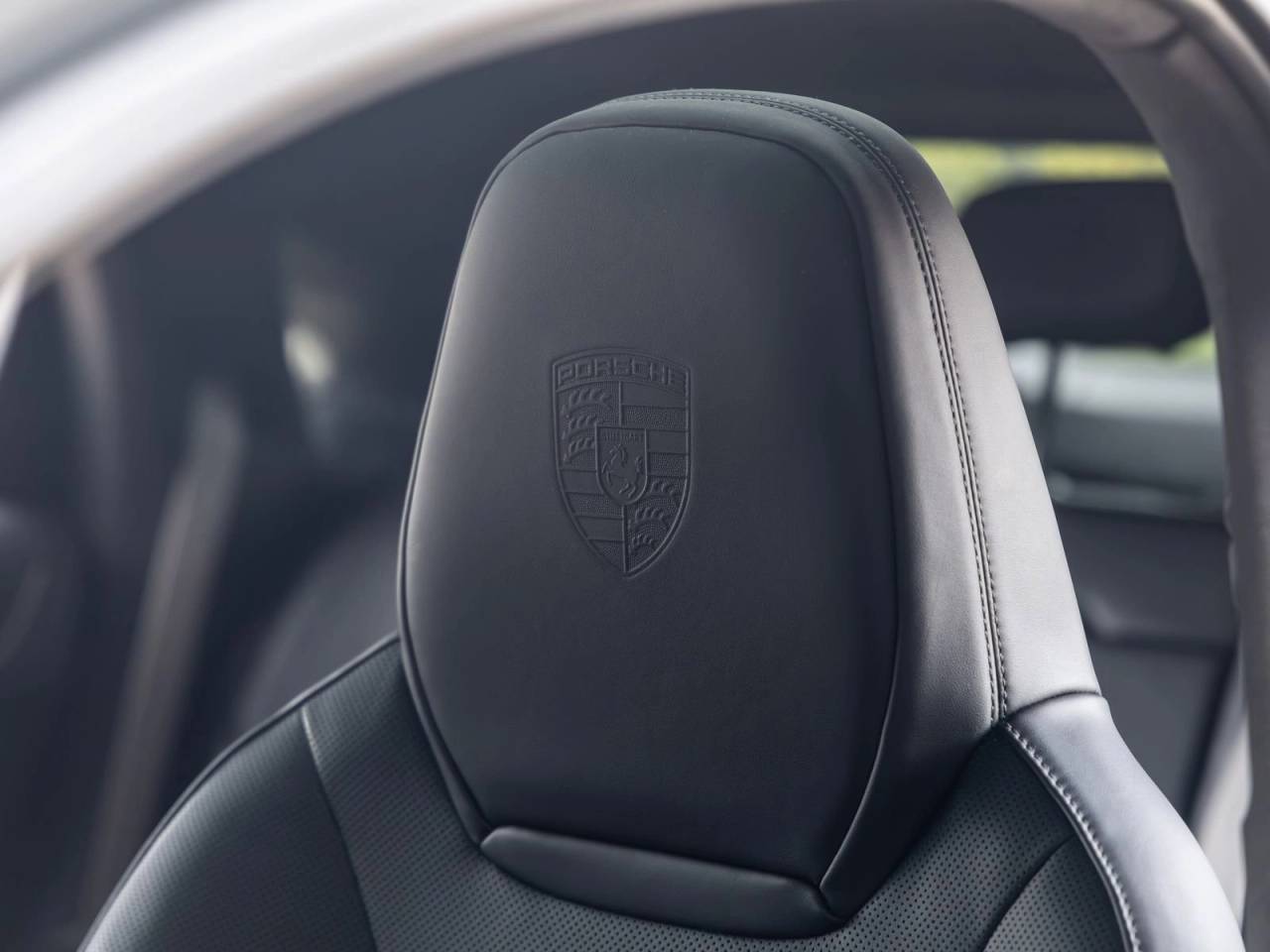 2024 Porsche Cayenne S Coupe