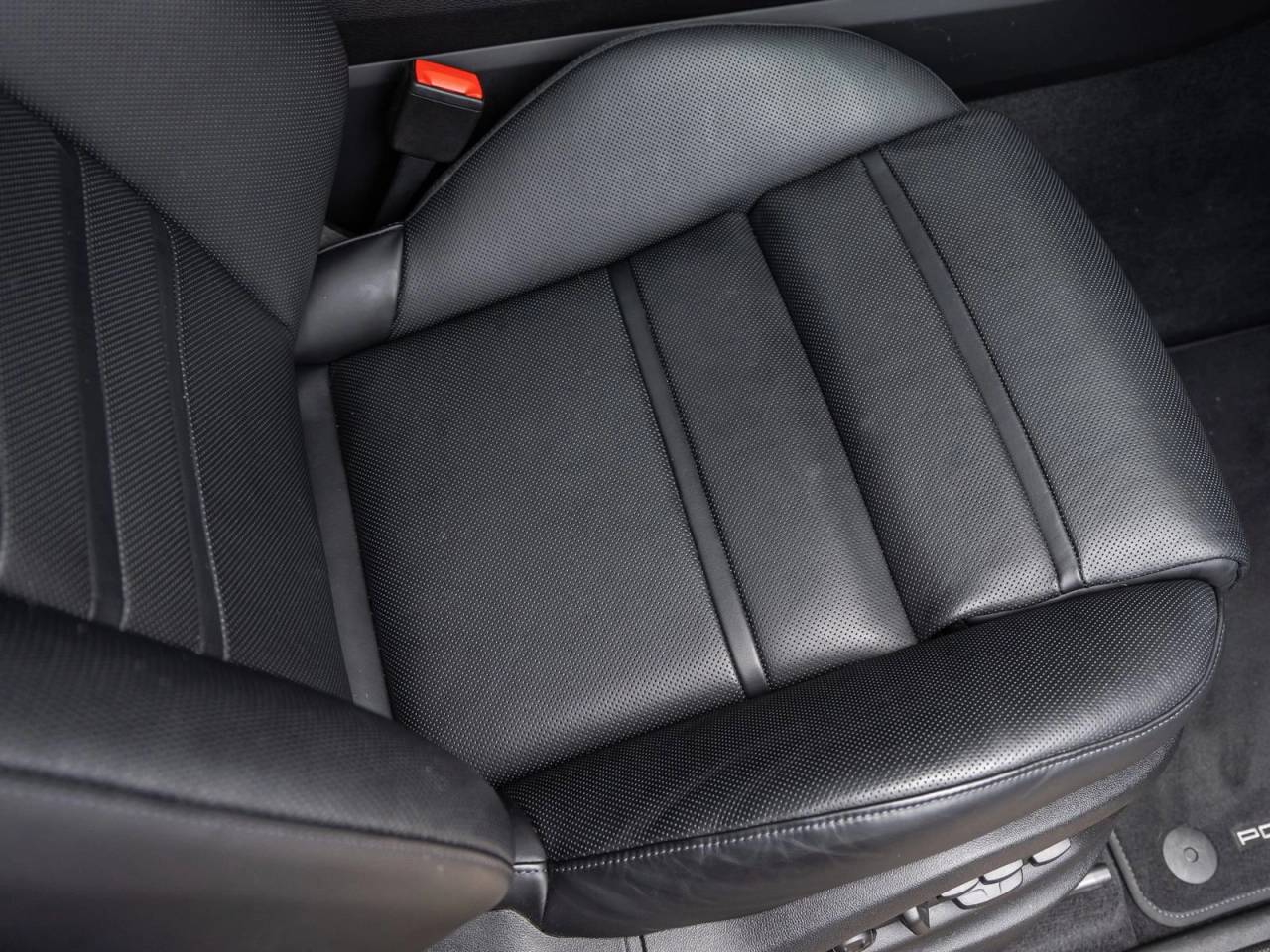 2024 Porsche Cayenne S Coupe
