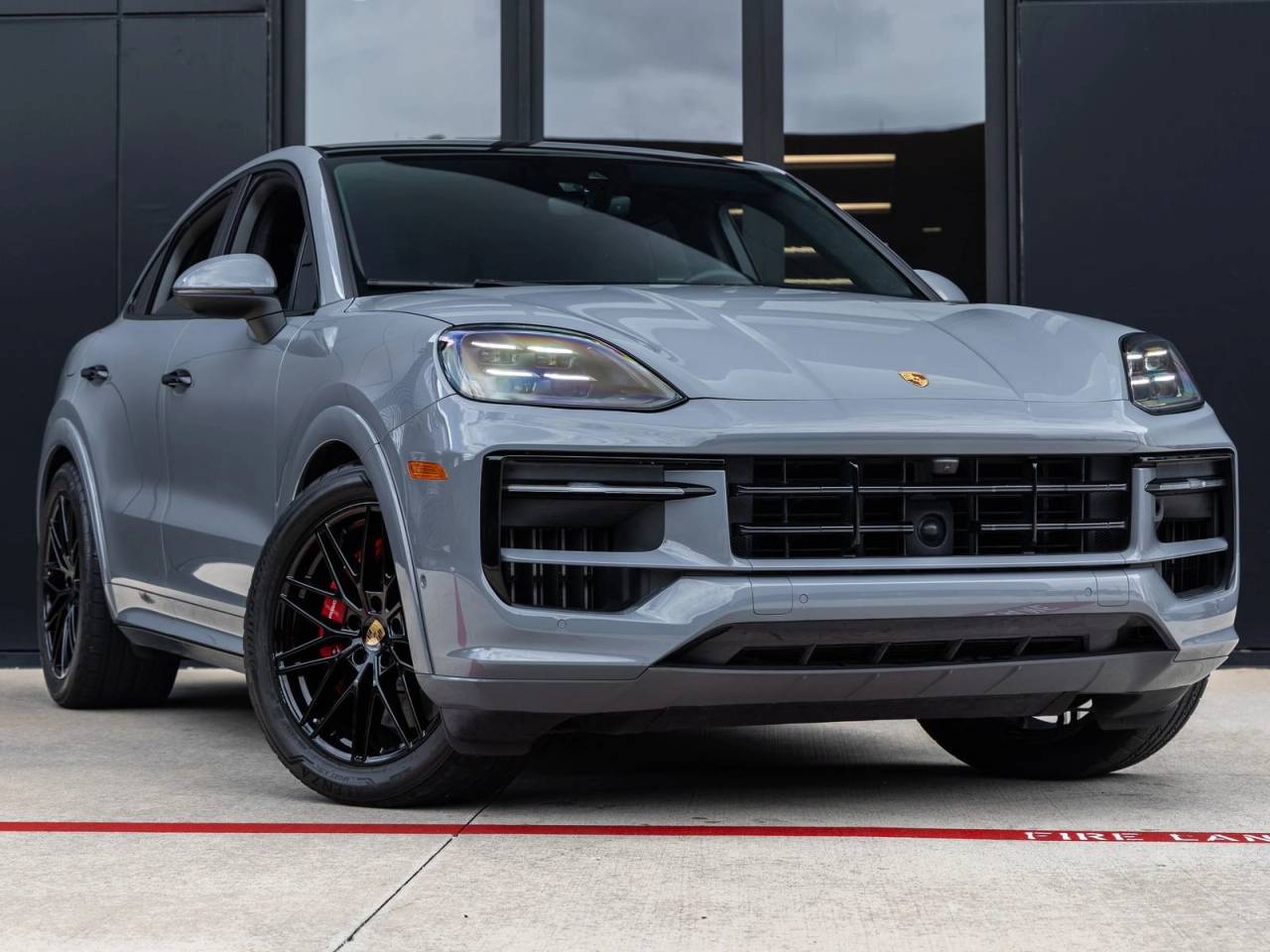 2024 Porsche Cayenne S Coupe