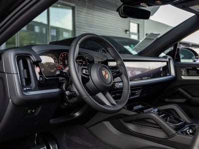 2025 Porsche Cayenne S Coupe