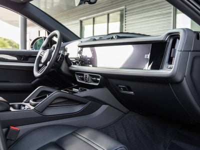 2025 Porsche Cayenne S Coupe
