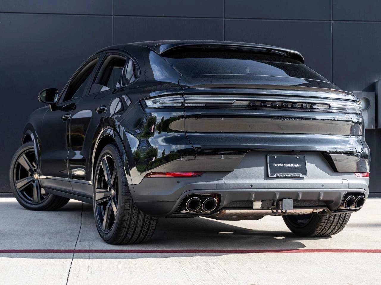 2025 Porsche Cayenne S Coupe