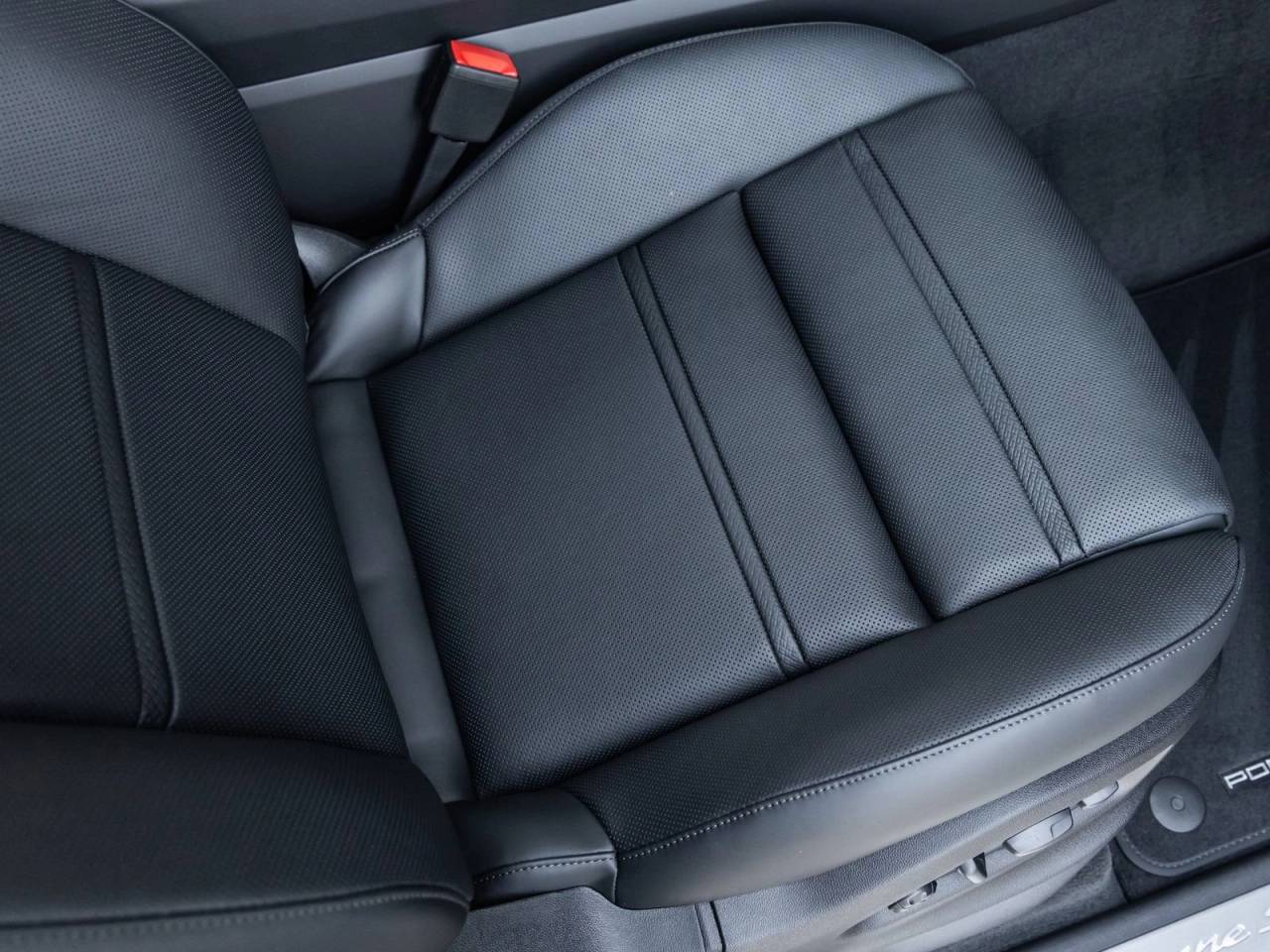 2026 Porsche Cayenne Cayenne S Coupe