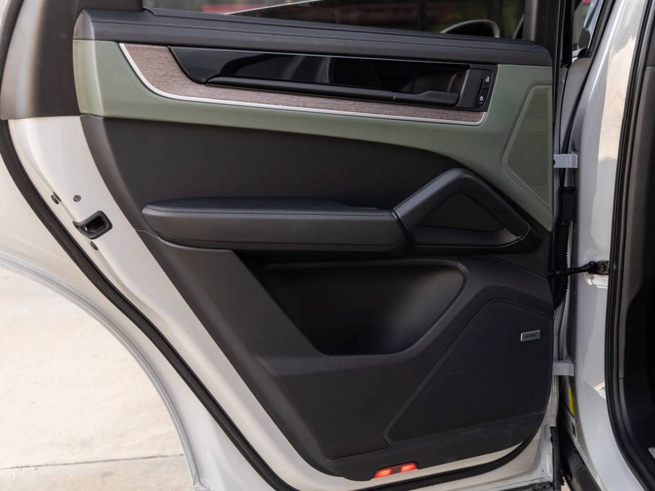 2024 Porsche Cayenne S Coupe