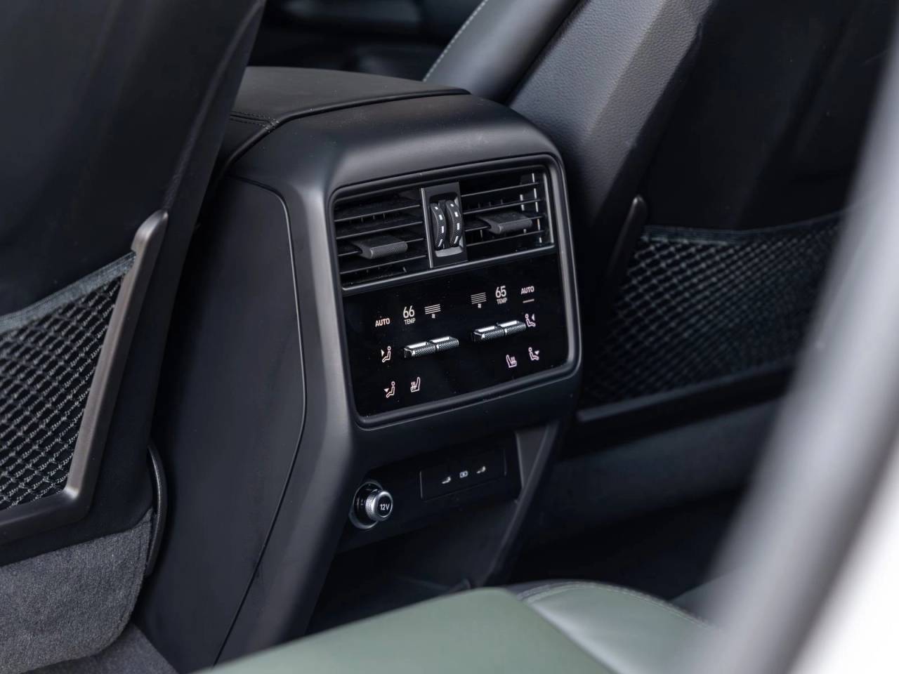 2024 Porsche Cayenne S Coupe