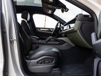 2024 Porsche Cayenne S Coupe