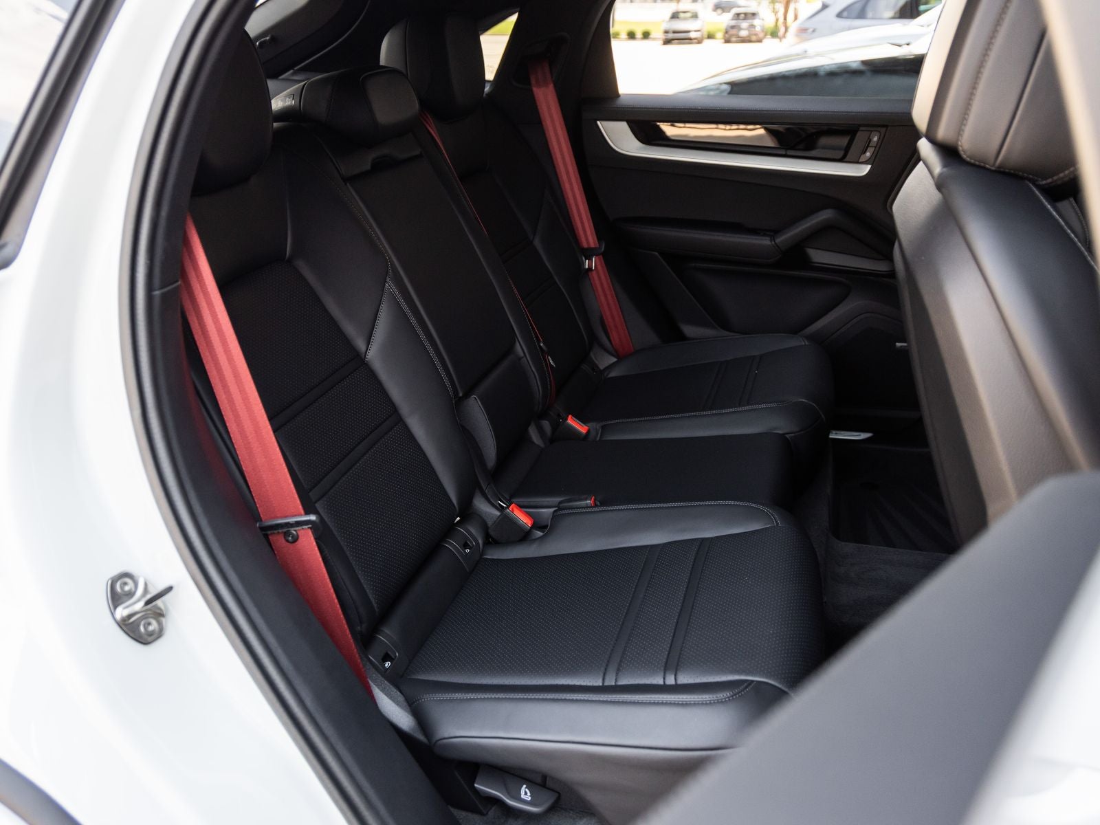 2025 Porsche Cayenne S Coupe
