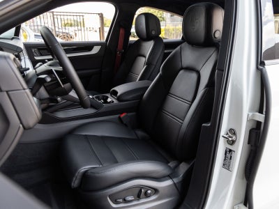 2025 Porsche Cayenne S Coupe