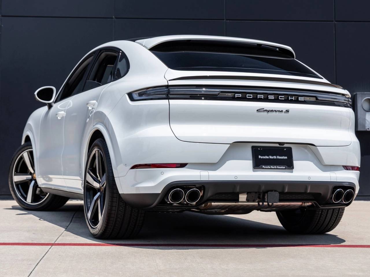 2025 Porsche Cayenne S Coupe