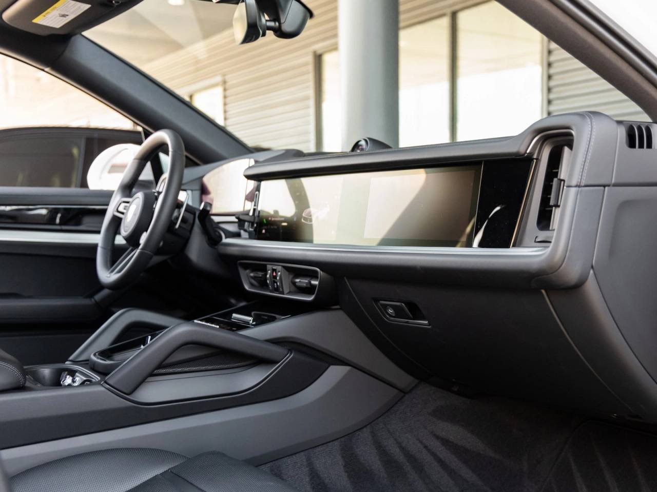 2025 Porsche Cayenne S Coupe