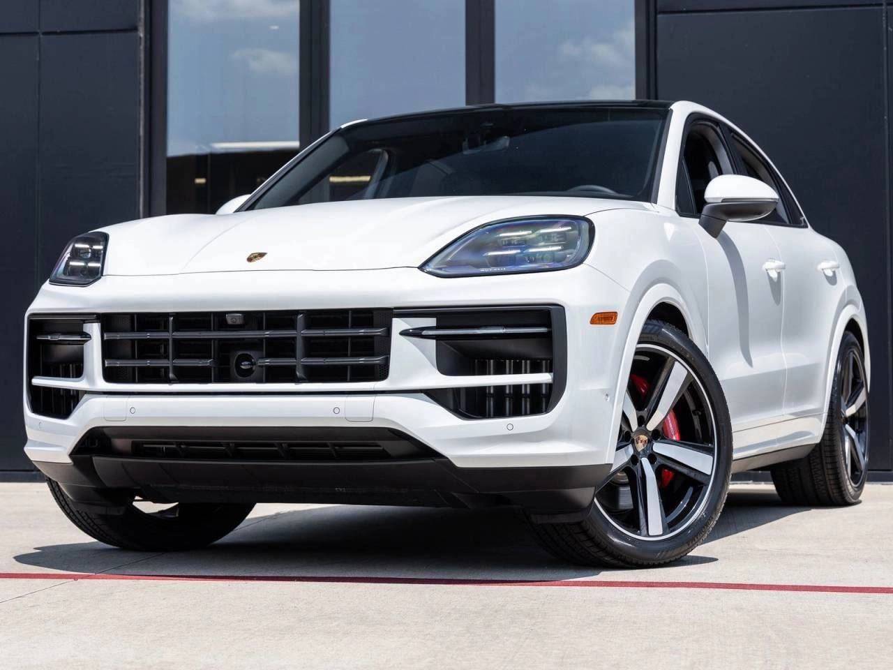 2025 Porsche Cayenne S Coupe