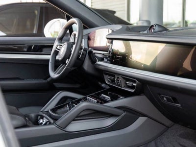 2025 Porsche Cayenne S Coupe