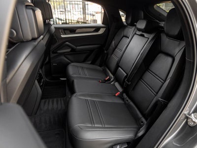 2025 Porsche Cayenne Cayenne S Coupe