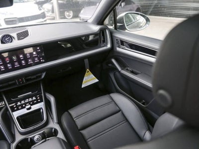 2025 Porsche Cayenne Cayenne S Coupe