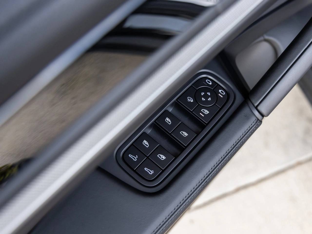 2025 Porsche Cayenne Coupe Cayenne S Coupe