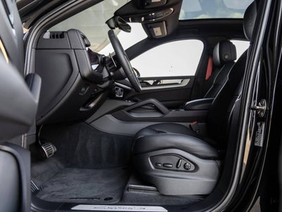 2025 Porsche Cayenne Coupe Cayenne S Coupe