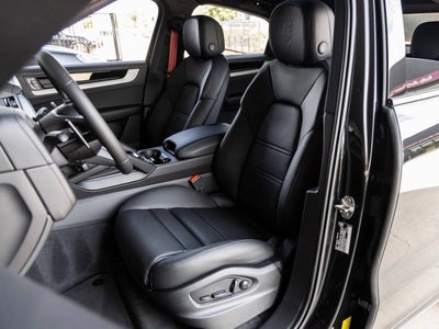 2025 Porsche Cayenne Coupe Cayenne S Coupe