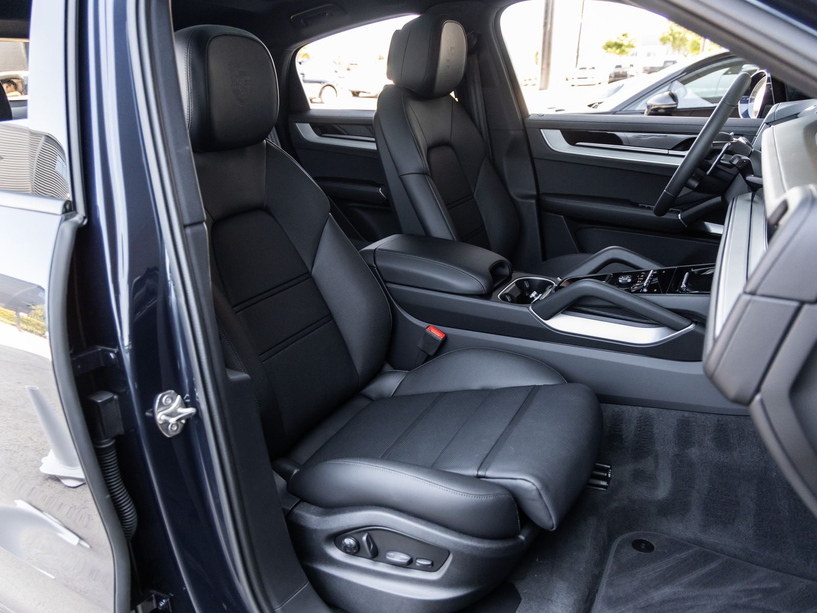 2025 Porsche Cayenne S Coupe