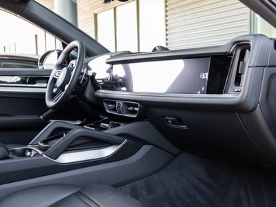 2025 Porsche Cayenne S Coupe