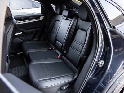 2025 Porsche Cayenne S Coupe