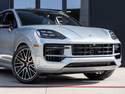 2025 Porsche Cayenne Cayenne S E-Hybrid Coupe