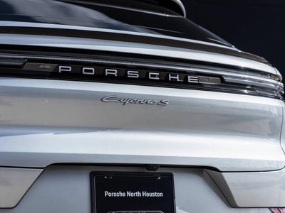2025 Porsche Cayenne Cayenne S E-Hybrid Coupe