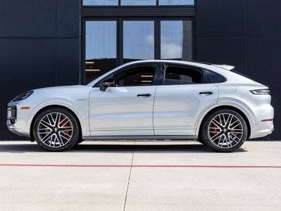 2025 Porsche Cayenne Cayenne S E-Hybrid Coupe