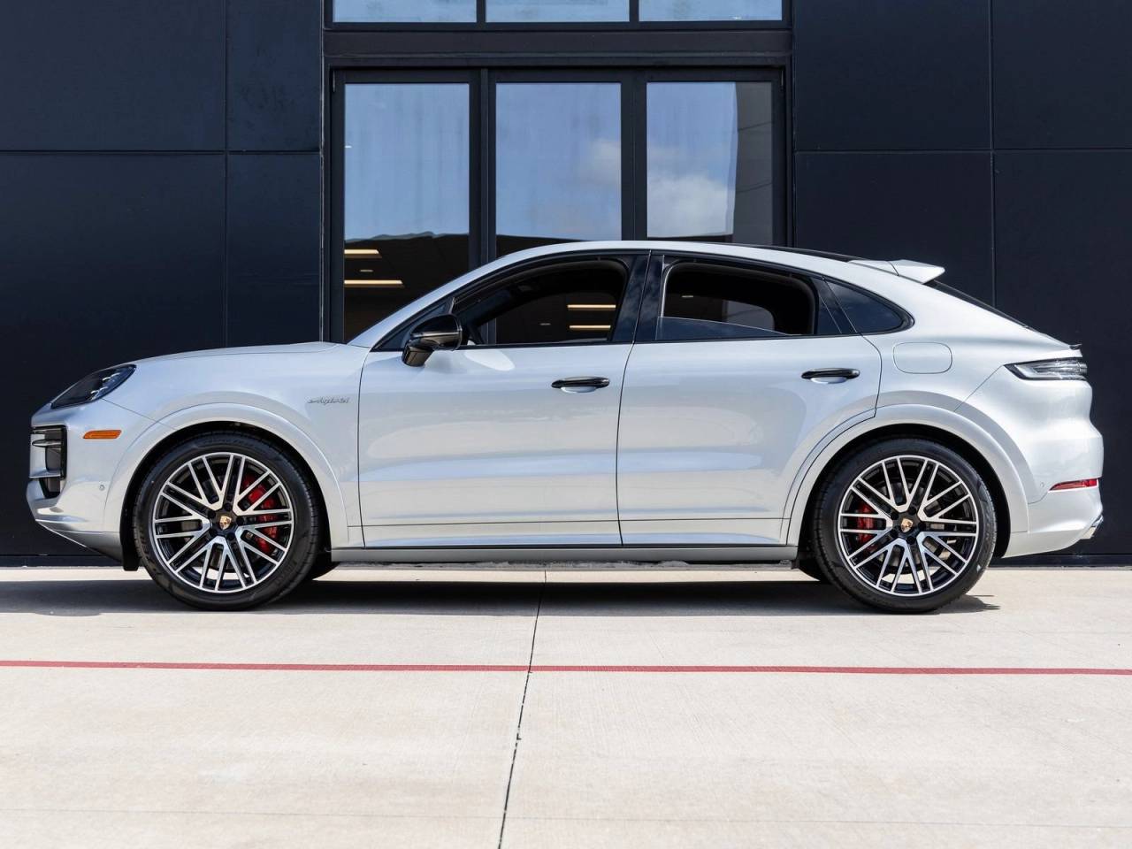 2025 Porsche Cayenne Cayenne S E-Hybrid Coupe