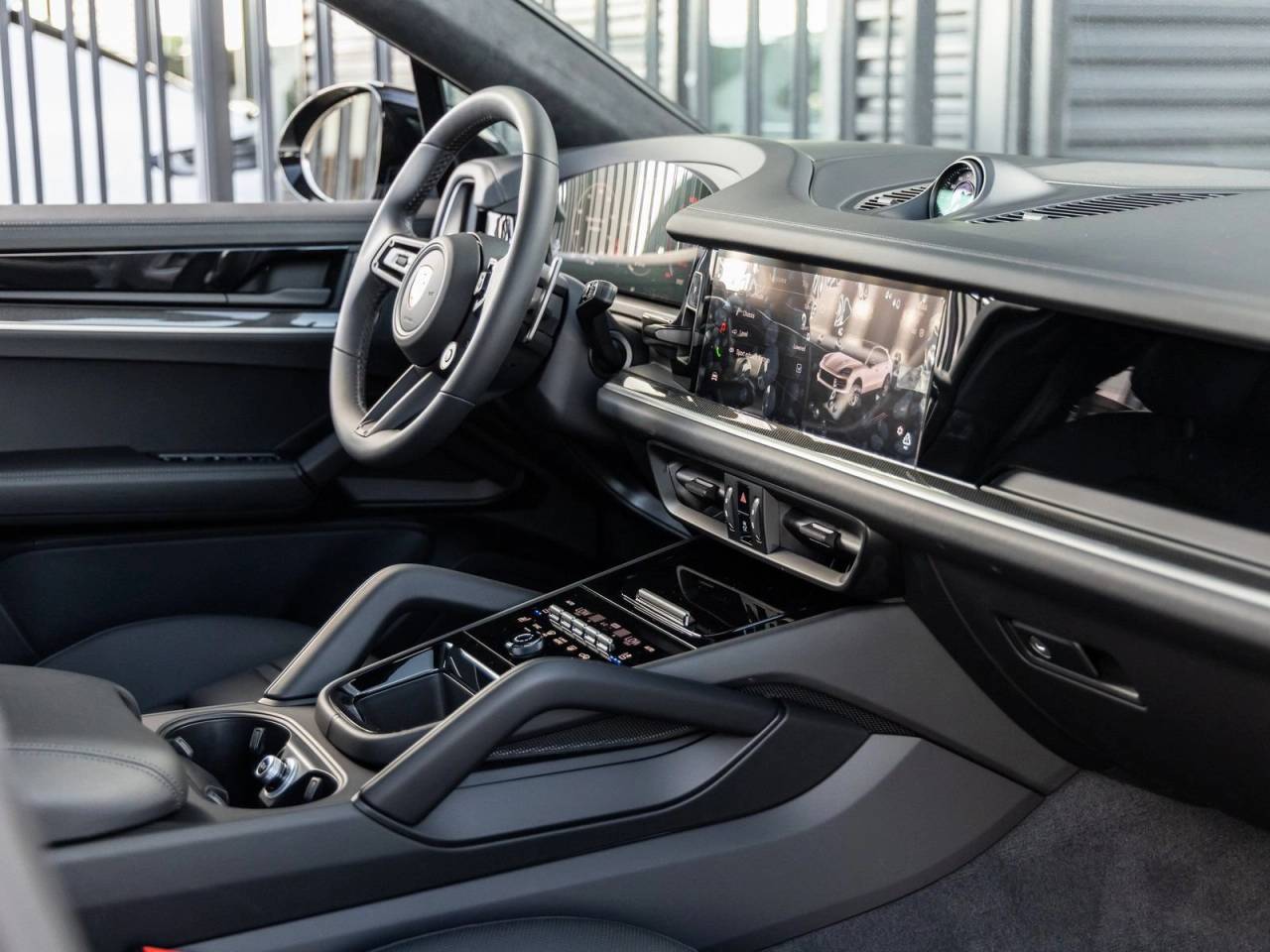 2025 Porsche Cayenne Cayenne S E-Hybrid Coupe