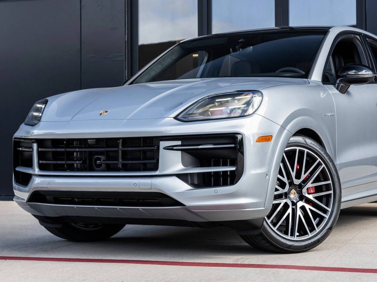 2025 Porsche Cayenne Cayenne S E-Hybrid Coupe