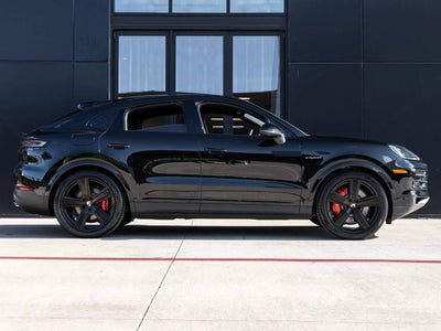 2025 Porsche Cayenne S E-Hybrid Coupe