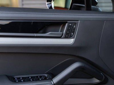 2025 Porsche Cayenne S E-Hybrid Coupe