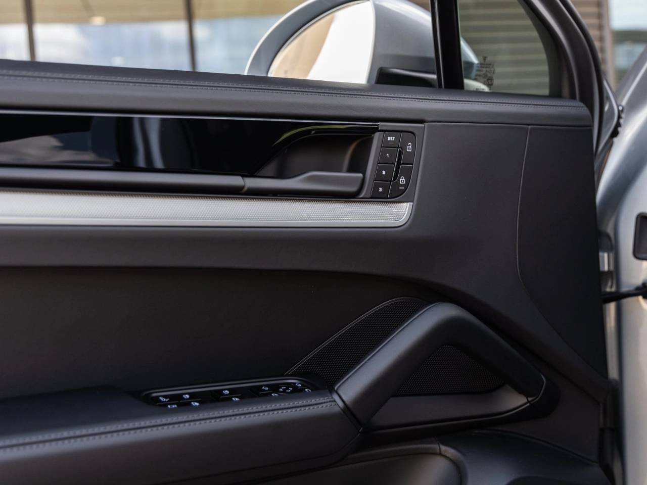 2026 Porsche Cayenne Cayenne S E-Hybrid Coupe