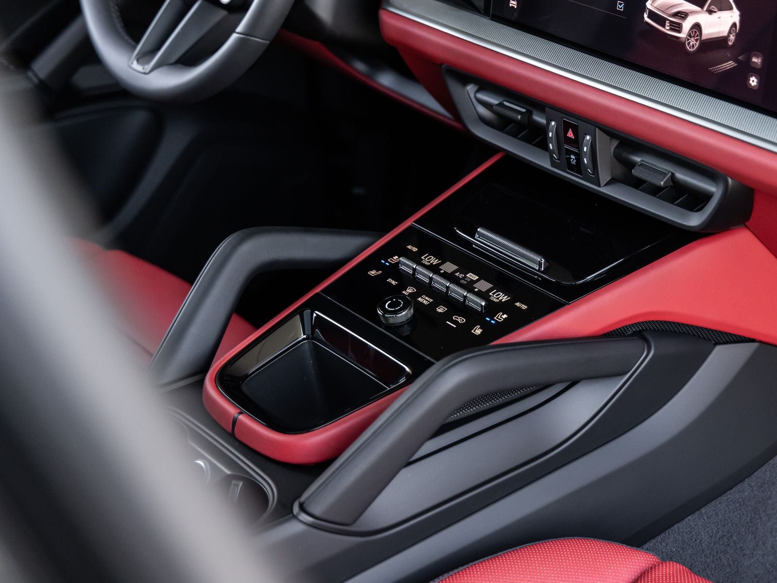 2025 Porsche Cayenne S E-Hybrid Coupe