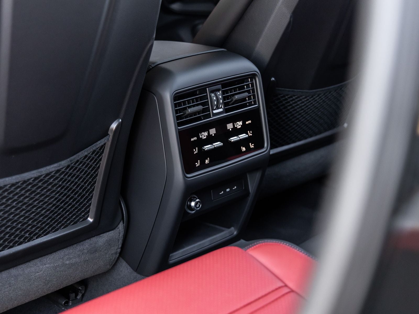 2025 Porsche Cayenne S E-Hybrid Coupe