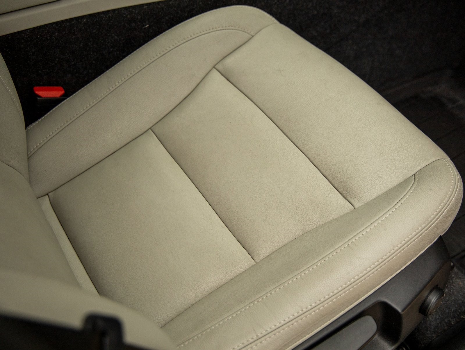 2021 Volvo XC40 Momentum