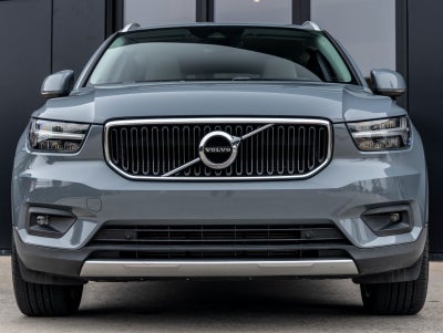 2021 Volvo XC40 Momentum