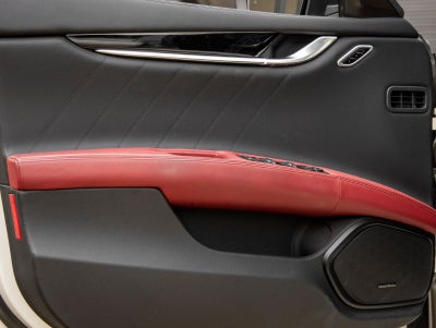 2022 Maserati Ghibli Modena