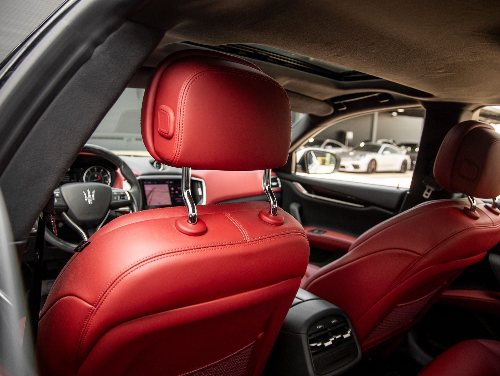 2022 Maserati Ghibli Modena